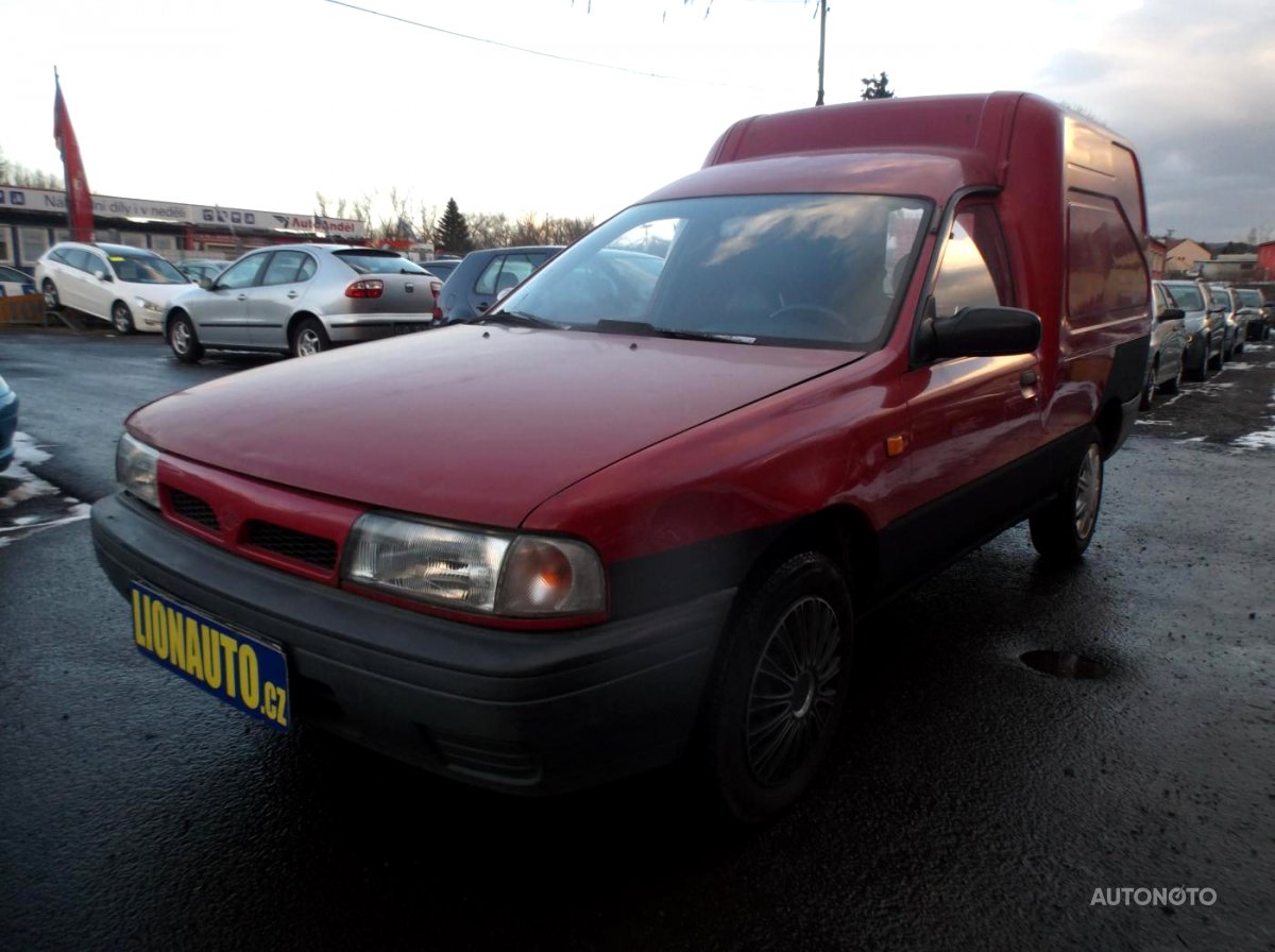 Nissan Sunny, 1994 - celkový pohled