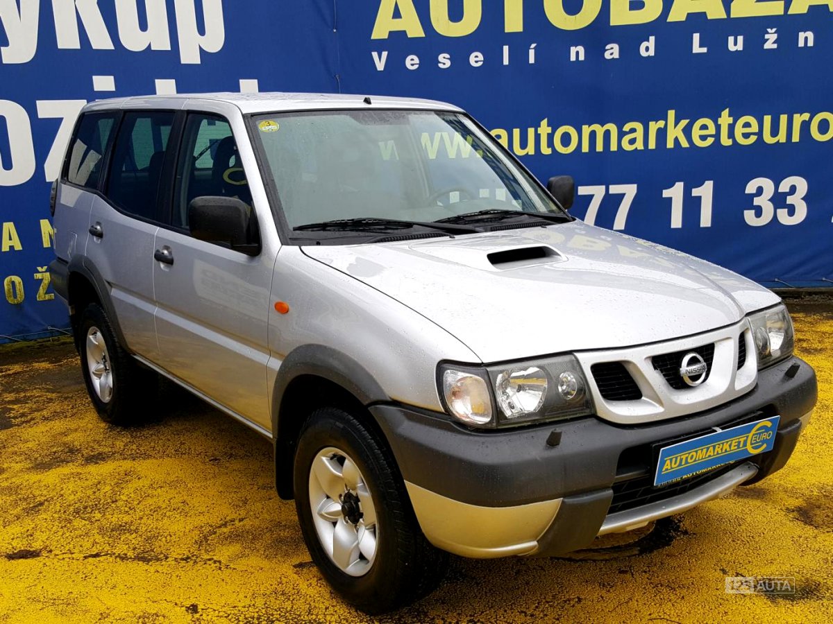Nissan Terrano II, 2004 - pohled č. 3