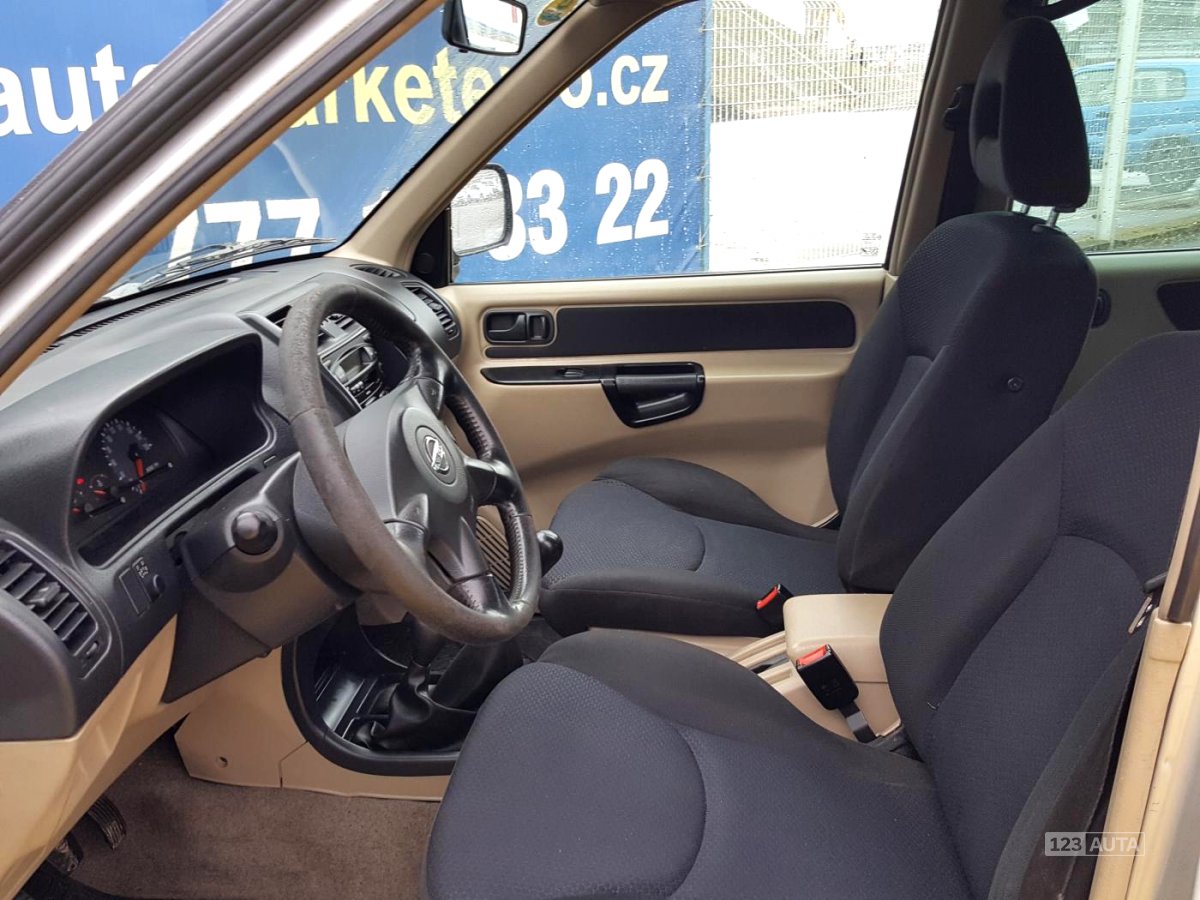 Nissan Terrano II, 2004 - pohled č. 7