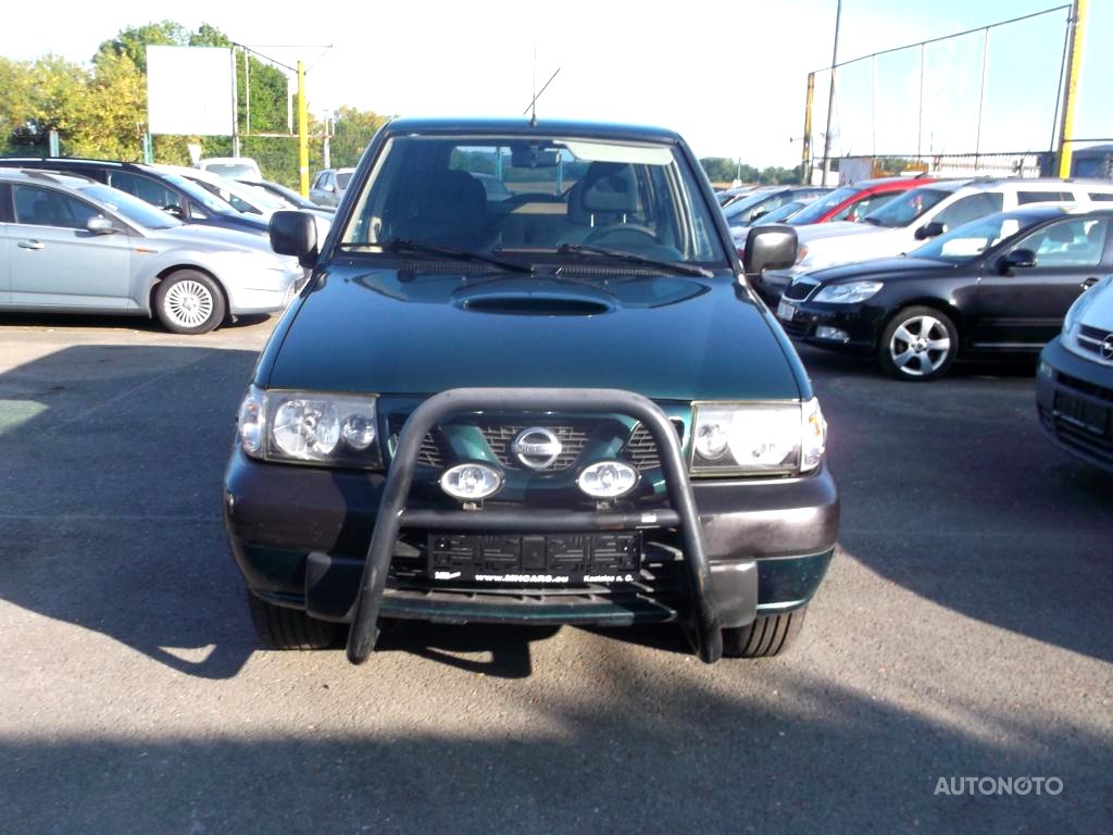 Nissan Terrano II, 2002 - pohled č. 2