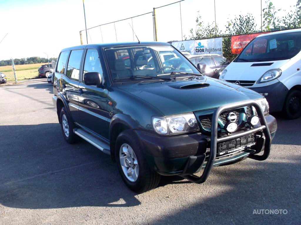 Nissan Terrano II, 2002 - pohled č. 3