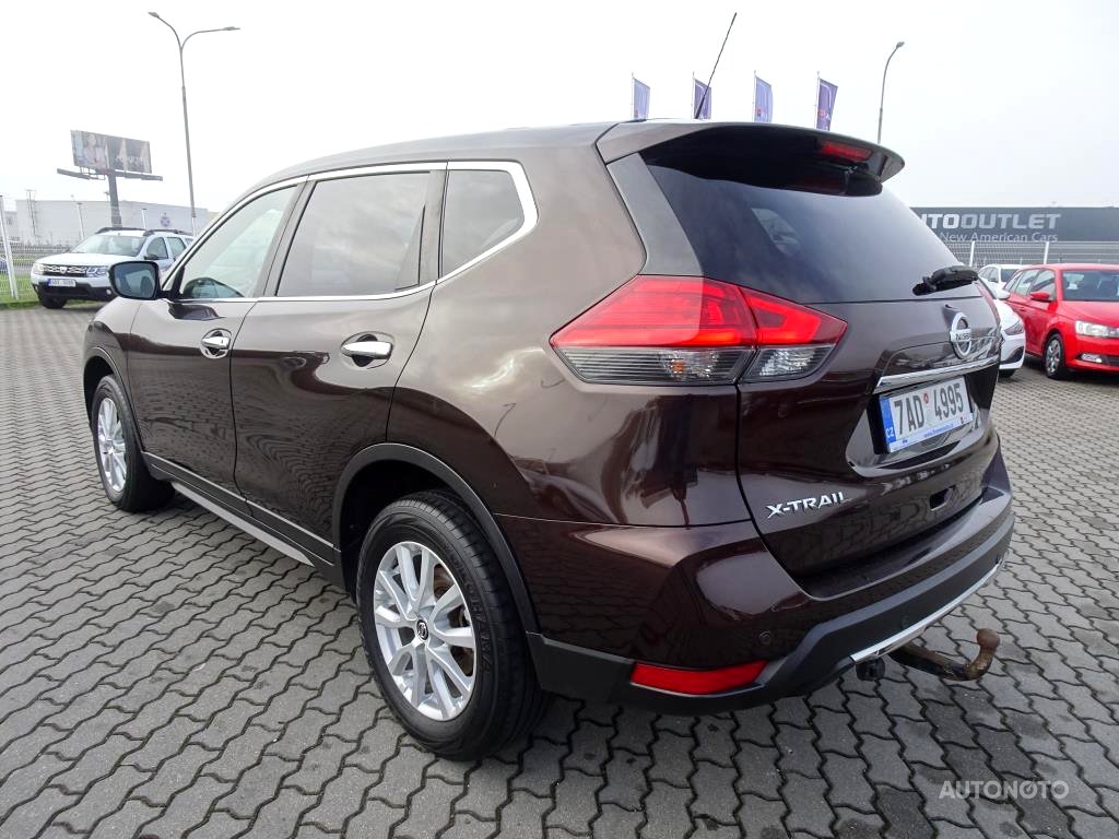 Nissan X-Trail, 2018 - pohled č. 3