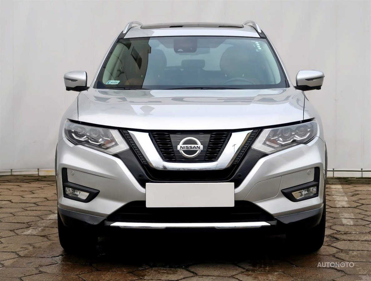 Nissan X-Trail, 2018 - pohled č. 2