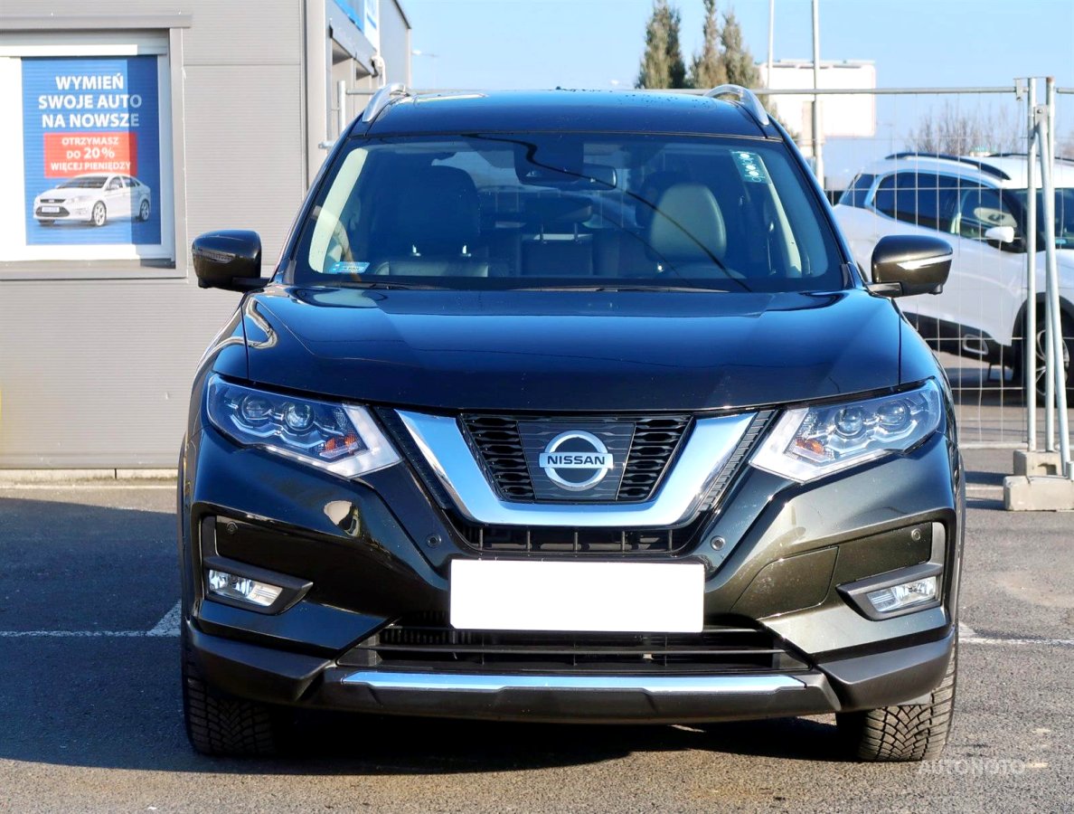 Nissan X-Trail, 2018 - pohled č. 2
