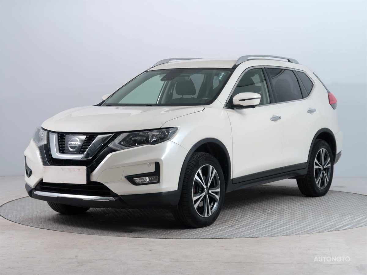 Nissan X-Trail, 2018 - pohled č. 3
