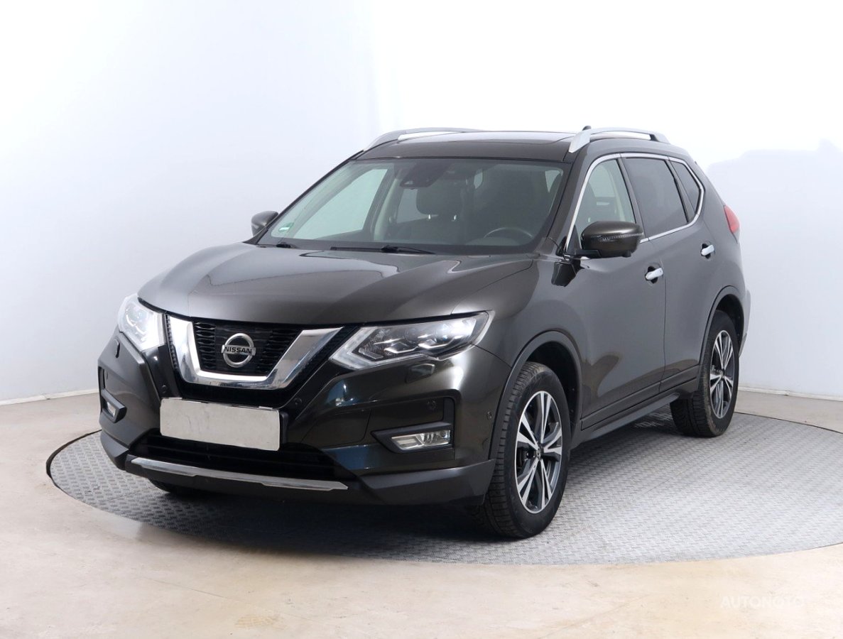 Nissan X-Trail, 2017 - pohled č. 3