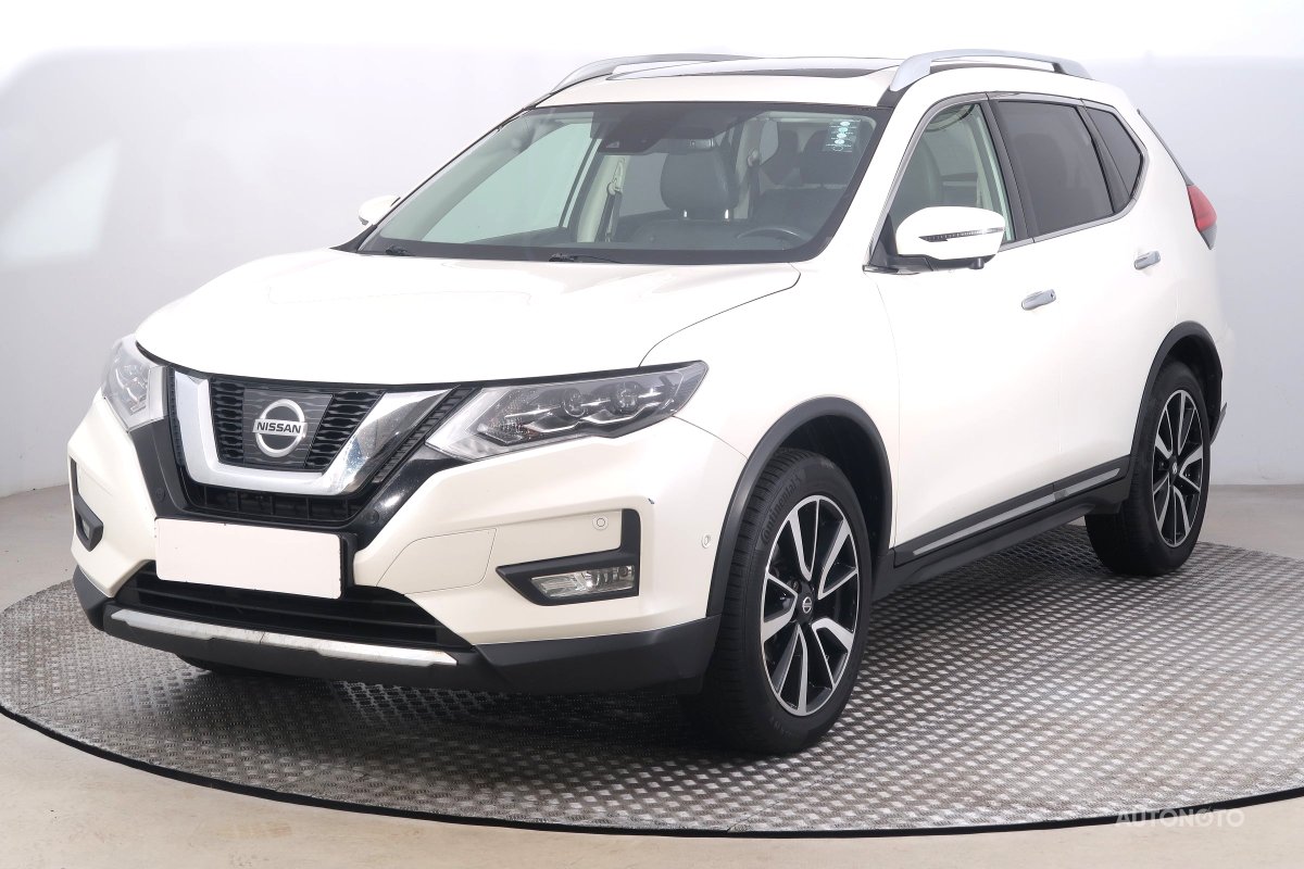 Nissan X-Trail, 2017 - pohled č. 3