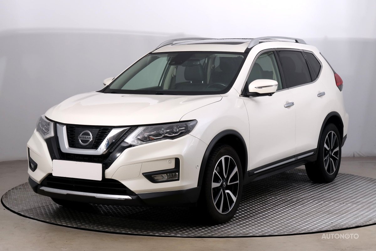 Nissan X-Trail, 2018 - pohled č. 3