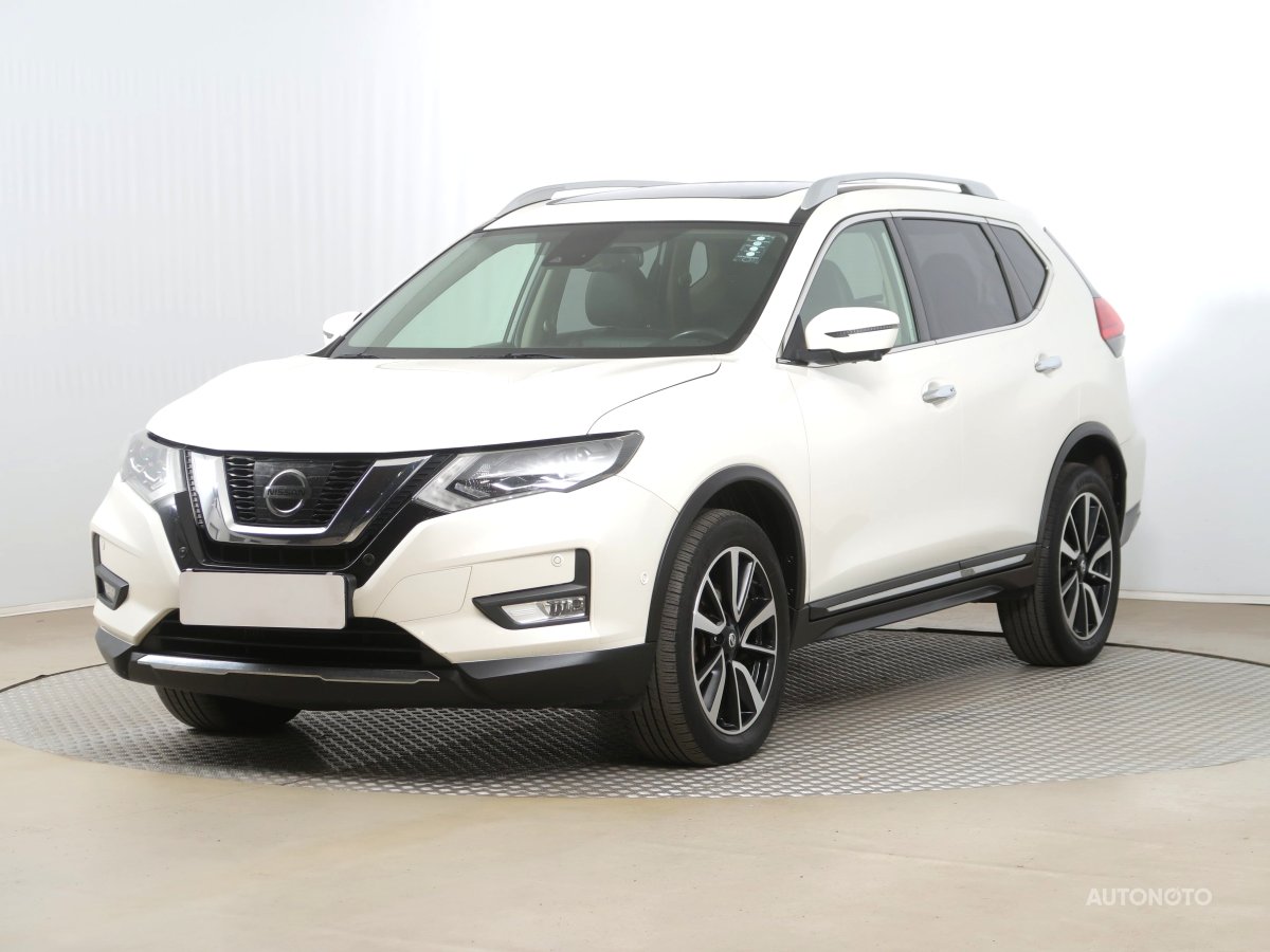 Nissan X-Trail, 2018 - pohled č. 3