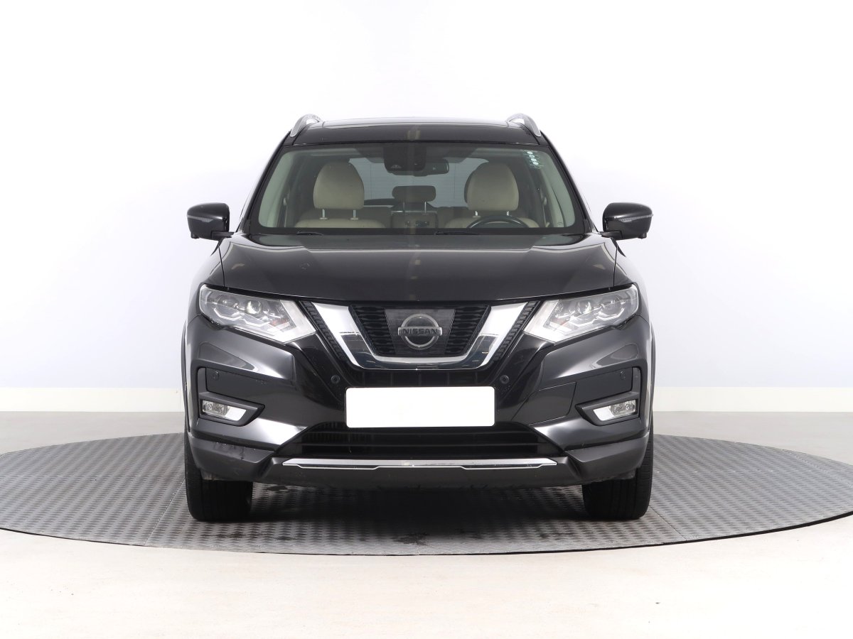 Nissan X-Trail, 2018 - pohled č. 2
