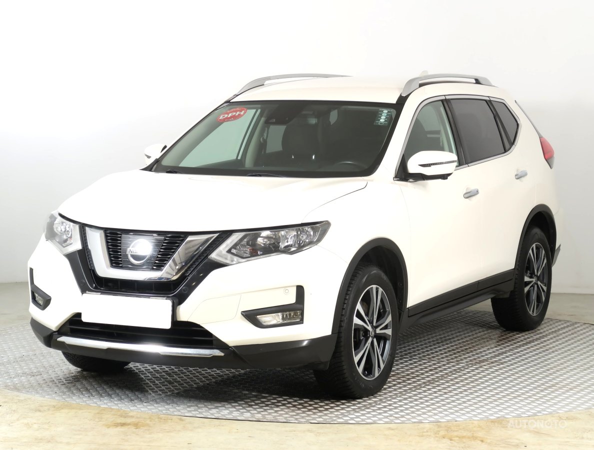 Nissan X-Trail, 2018 - pohled č. 3