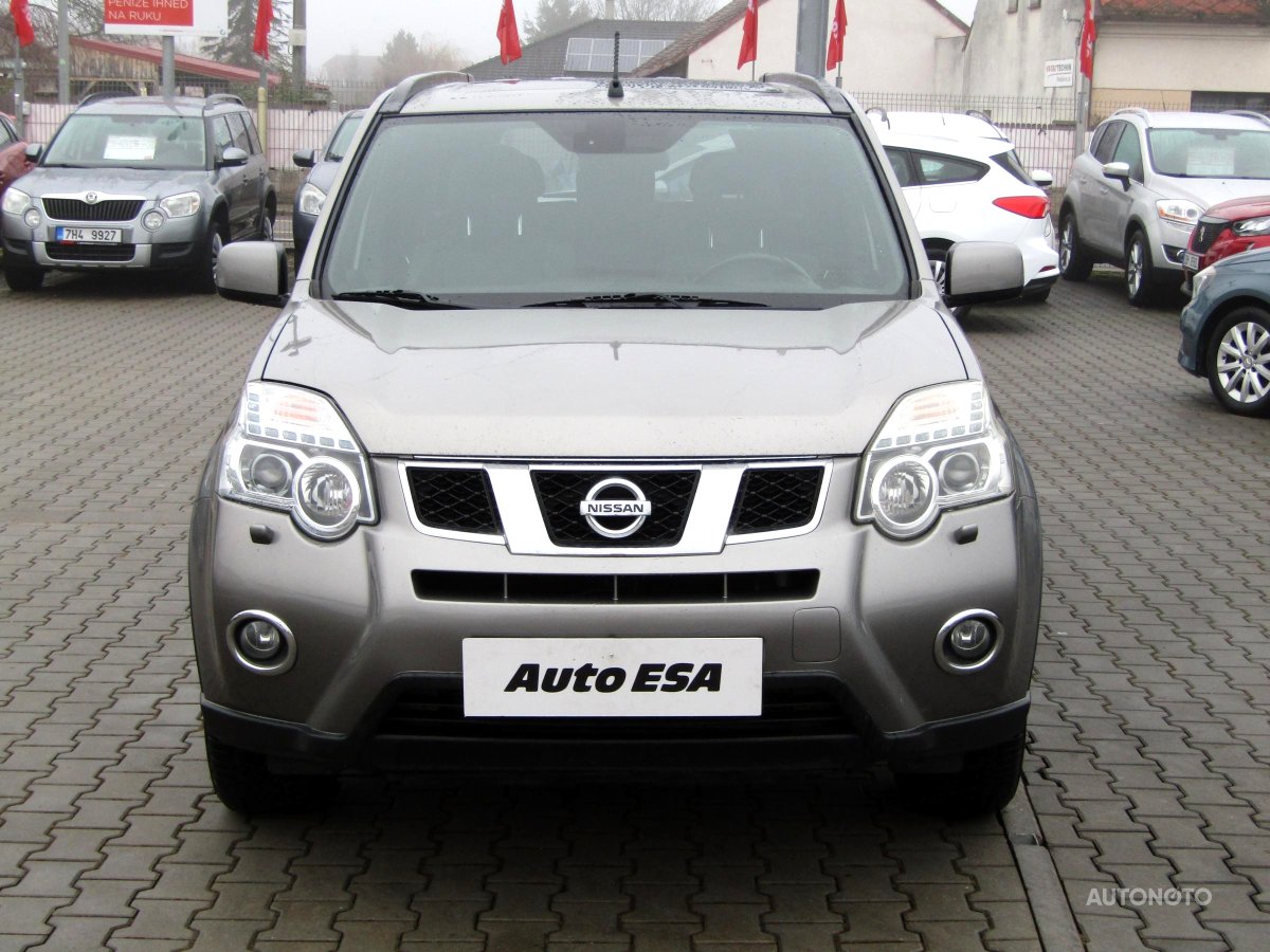 Nissan X-Trail, 2012 - pohled č. 2