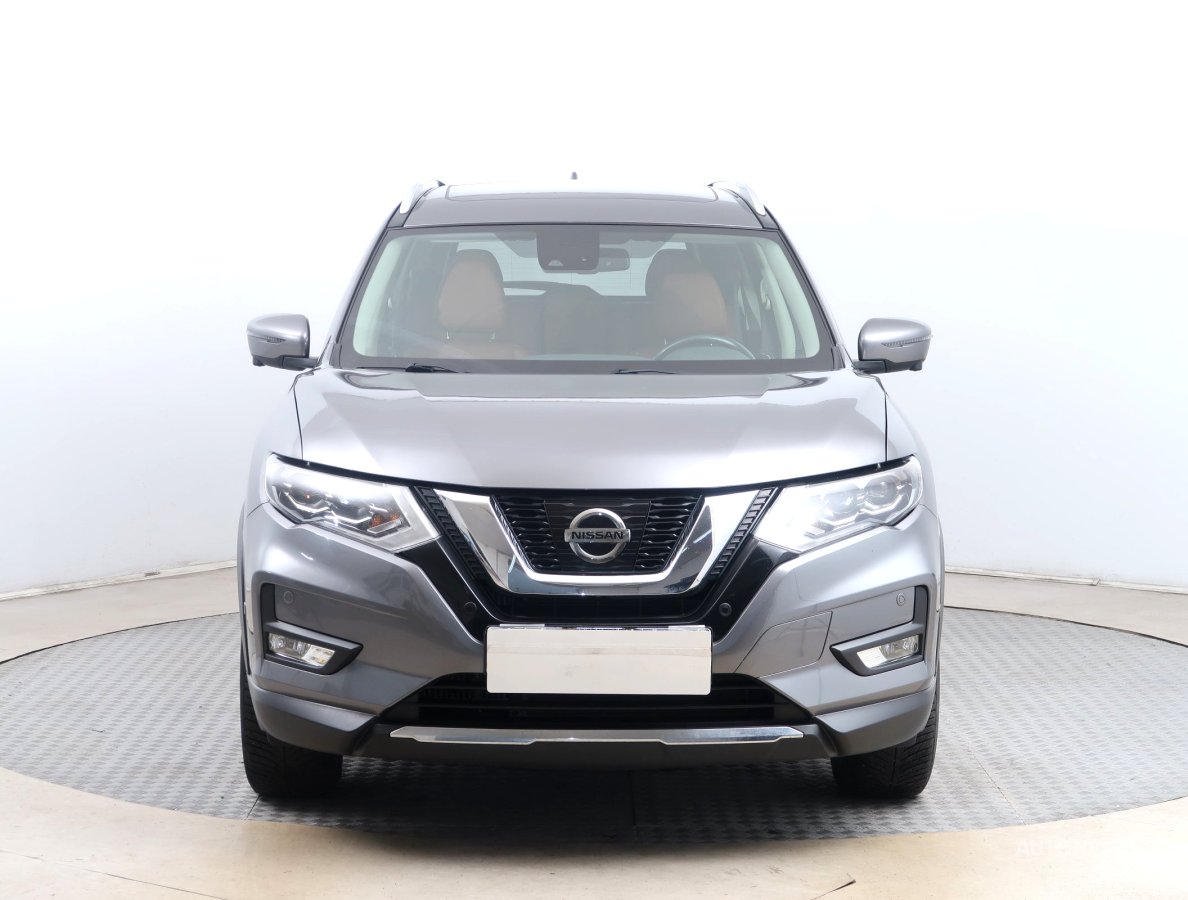 Nissan X-Trail, 2018 - pohled č. 2