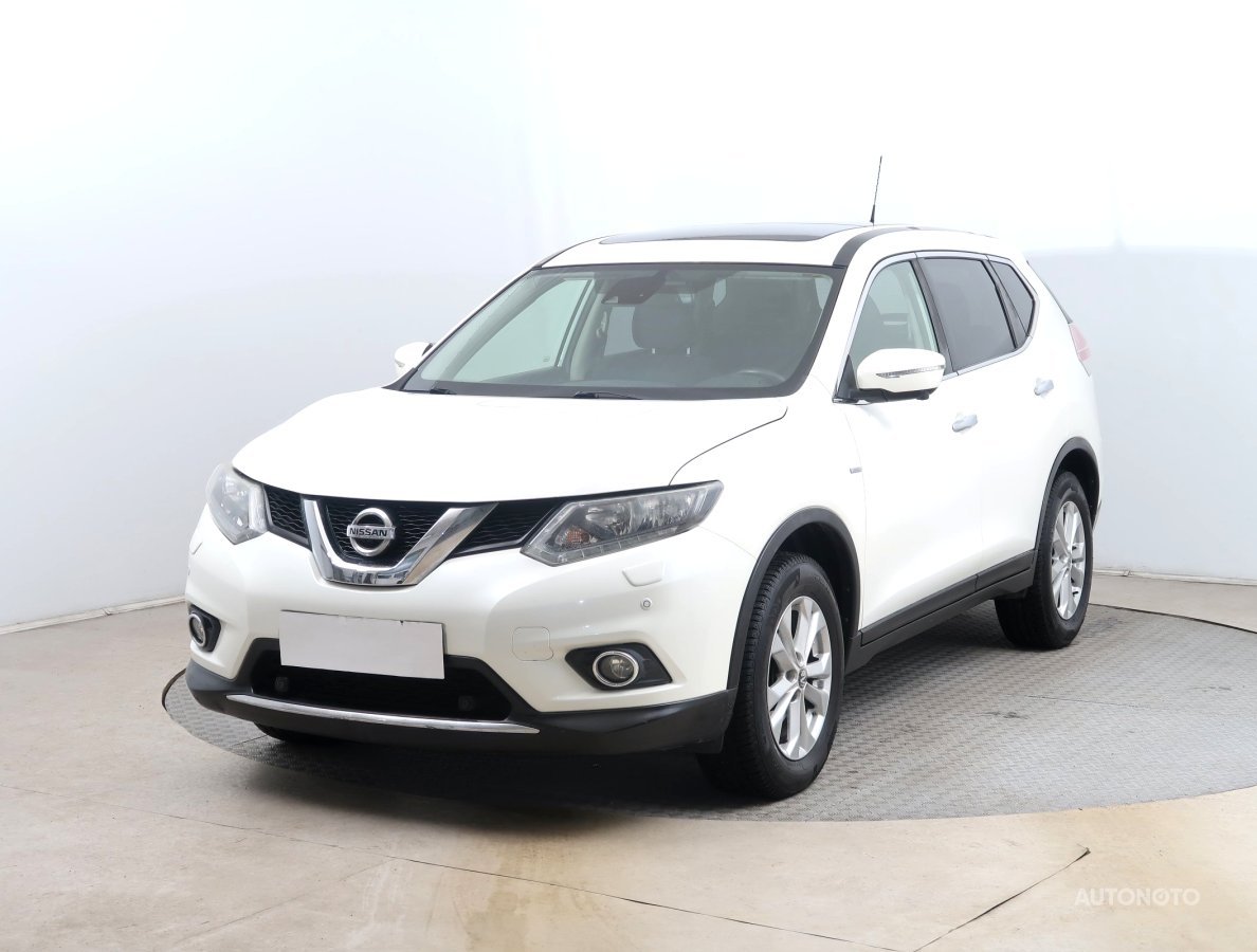 Nissan X-Trail, 2017 - pohled č. 3