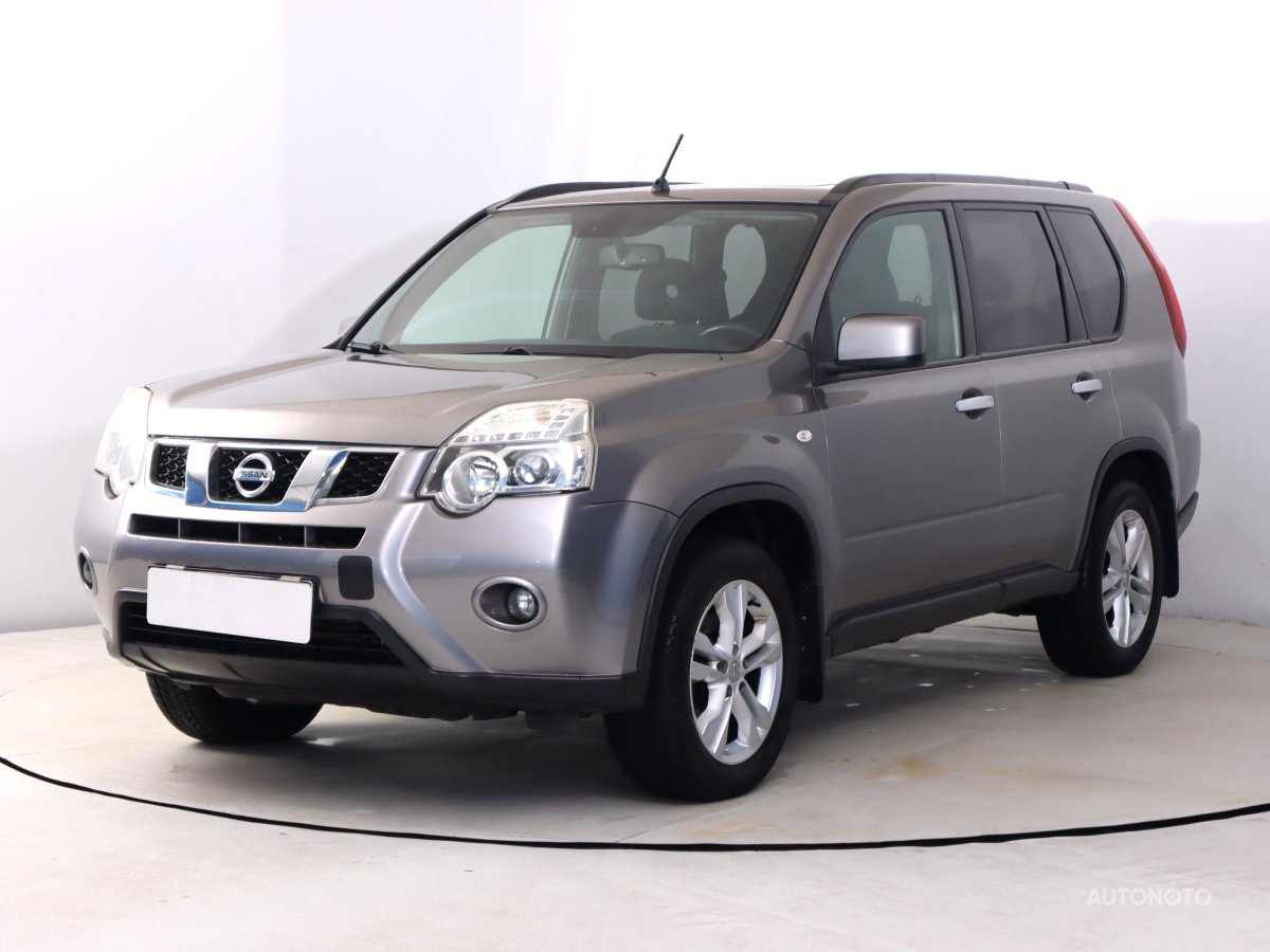 Nissan X-Trail, 2012 - pohled č. 3