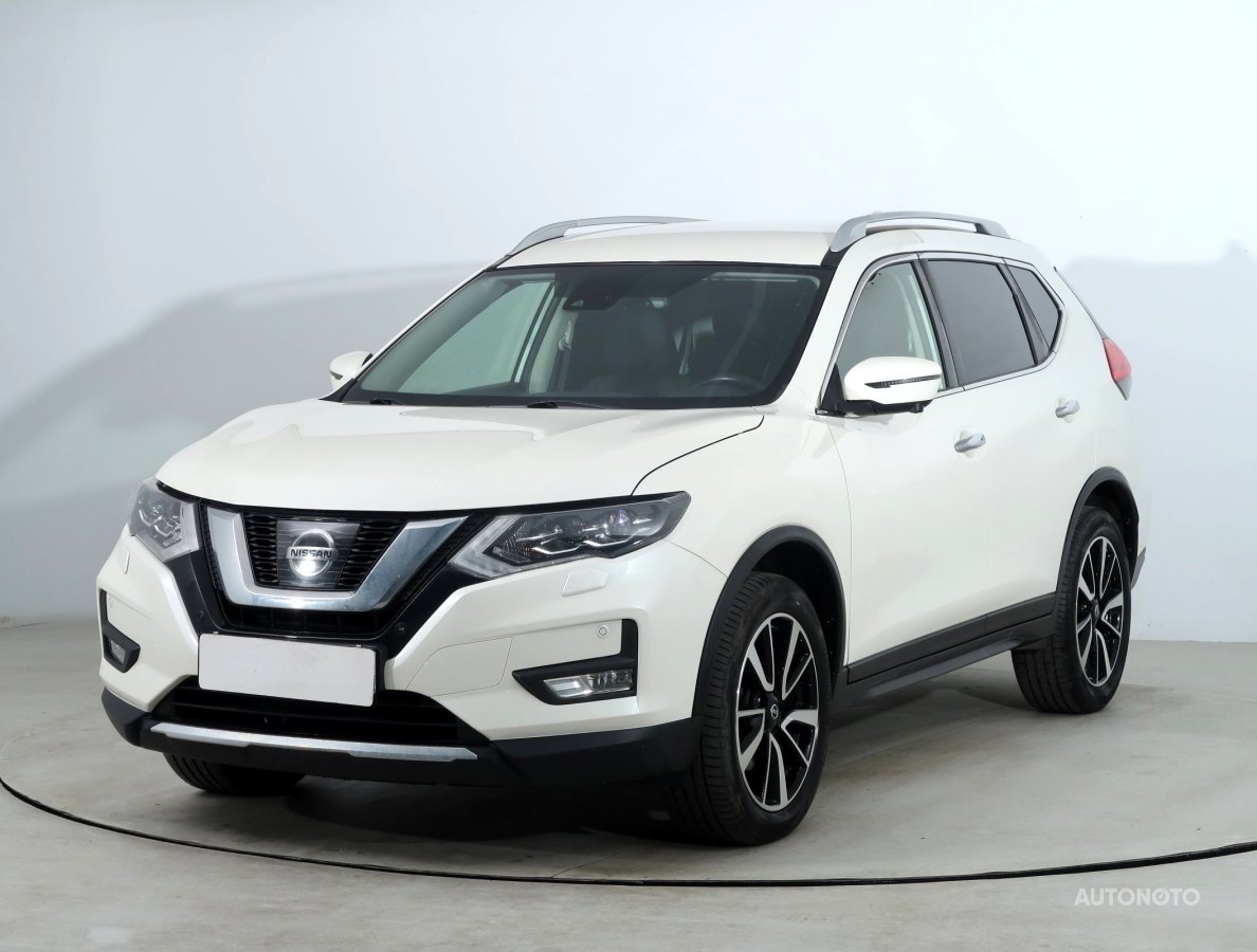 Nissan X-Trail, 2018 - pohled č. 3