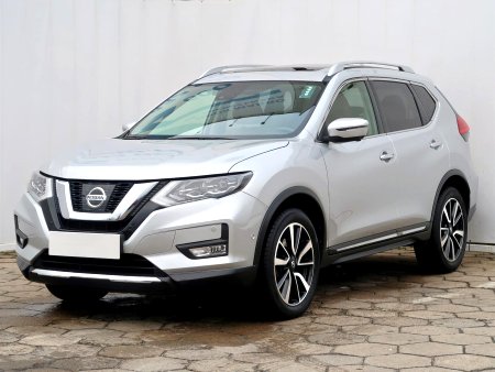 Nissan X-Trail, 2018 - pohled č. 3