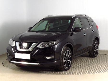 Nissan X-Trail, 2018 - pohled č. 3