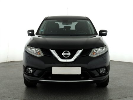 Nissan X-Trail, 2015 - pohled č. 2