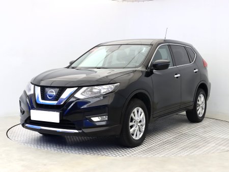 Nissan X-Trail, 2018 - pohled č. 3