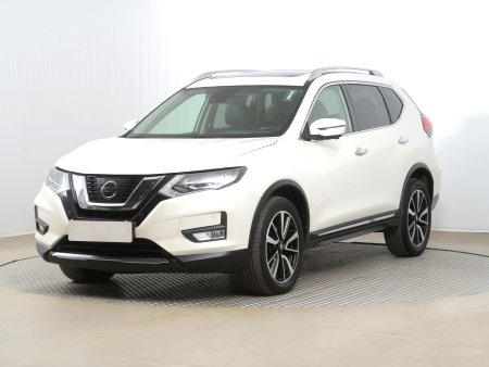 Nissan X-Trail, 2018 - pohled č. 3