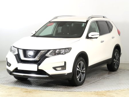 Nissan X-Trail, 2018 - pohled č. 3