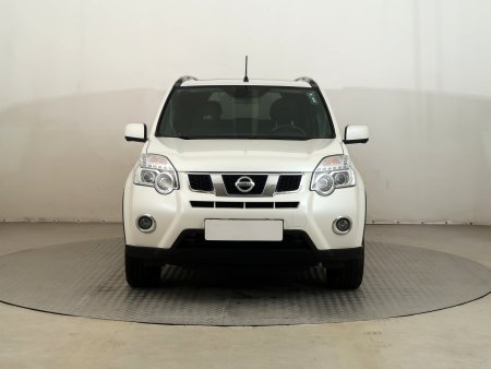 Nissan X-Trail, 2013 - pohled č. 2