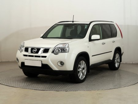 Nissan X-Trail, 2013 - pohled č. 3