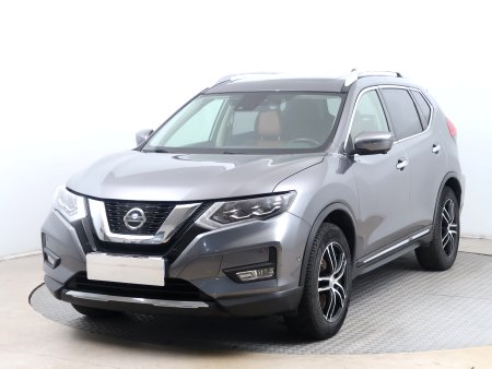 Nissan X-Trail, 2018 - pohled č. 3