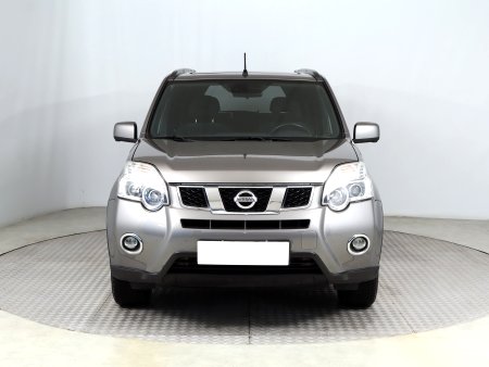 Nissan X-Trail, 2013 - pohled č. 2