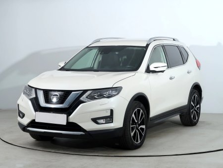 Nissan X-Trail, 2018 - pohled č. 3