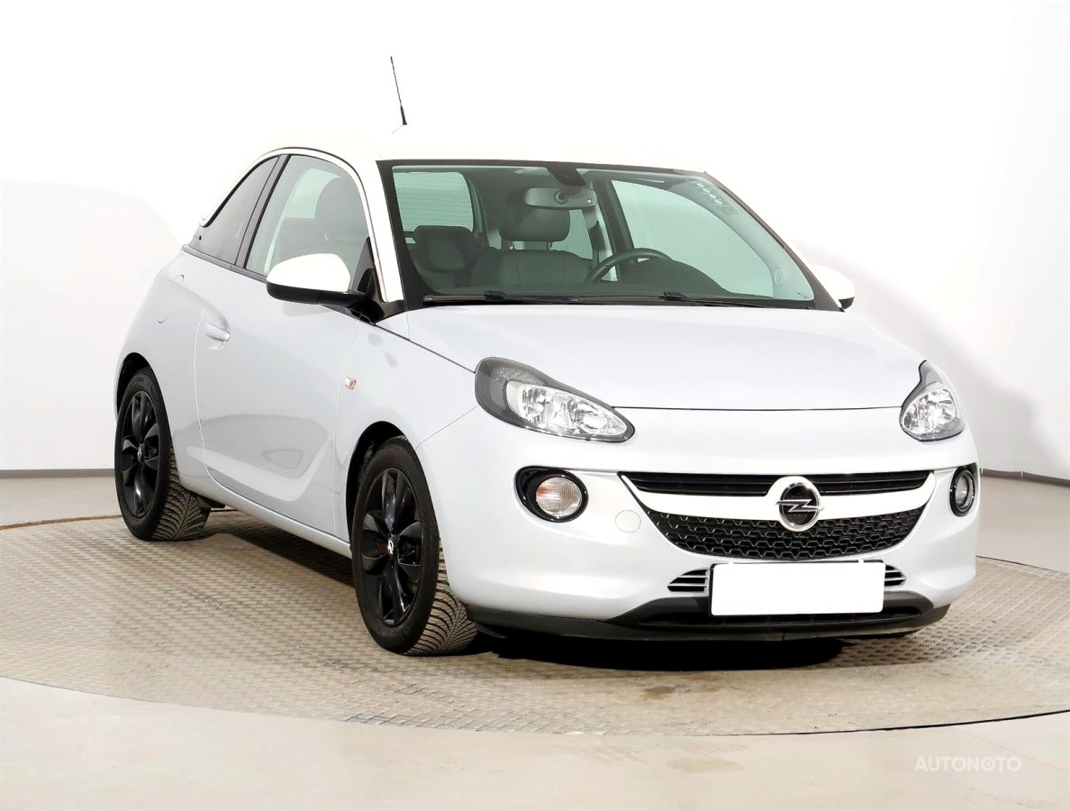 Opel Adam, 2015 - celkový pohled