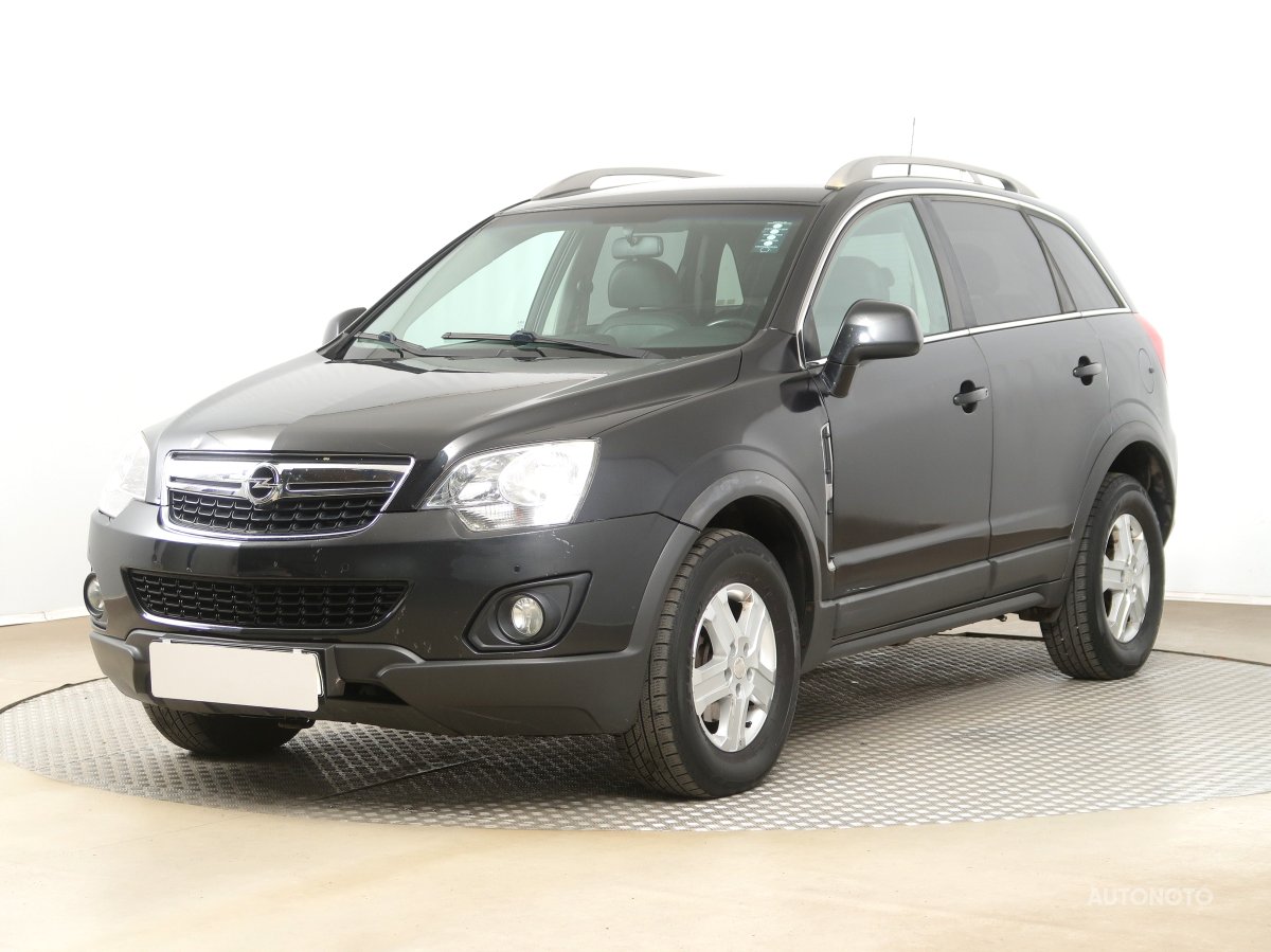 Opel Antara, 2013 - pohled č. 3