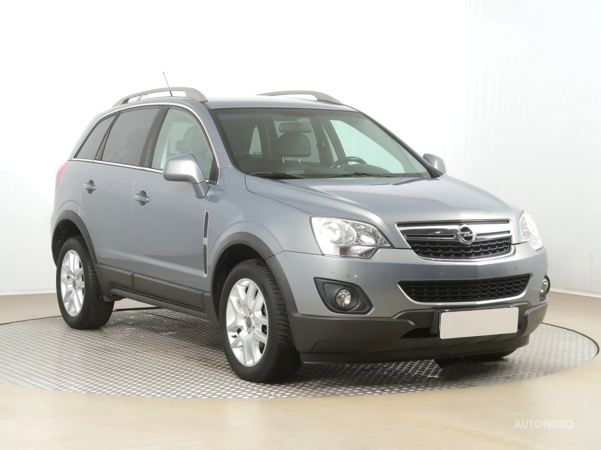 Opel Antara, 2012 - celkový pohled