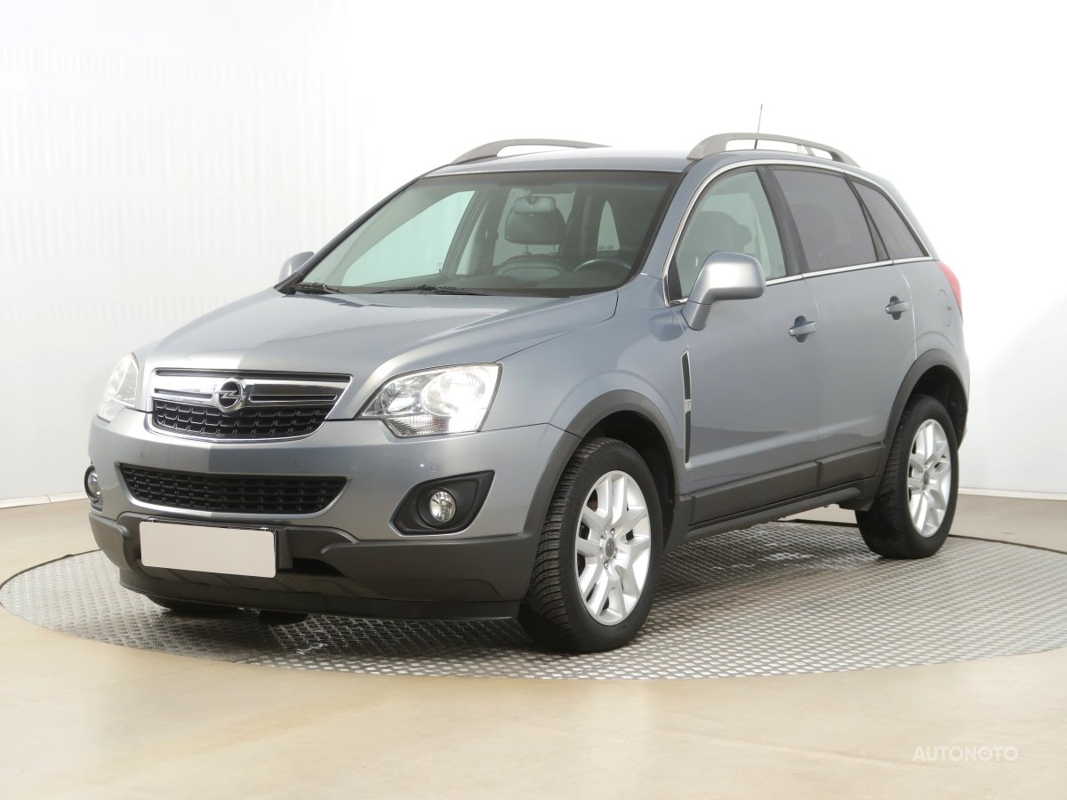 Opel Antara, 2012 - pohled č. 3