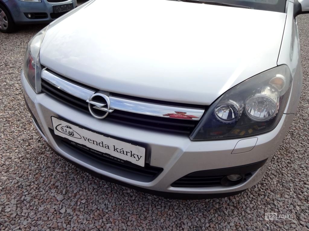 Opel Astra 1,4i16V Enjoy,, 2007 - pohled č. 3