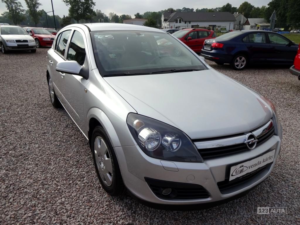 Opel Astra 1,4i16V Enjoy,, 2007 - pohled č. 4