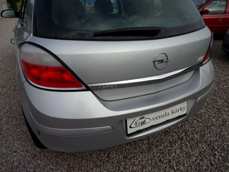 Opel Astra 1,4i16V Enjoy,, 2007 - pohled č. 8