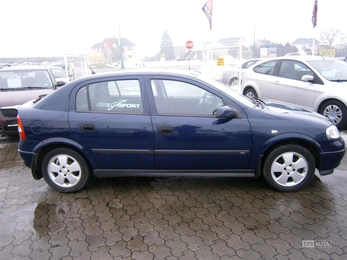 Opel Astra, 2000 - pohled č. 2