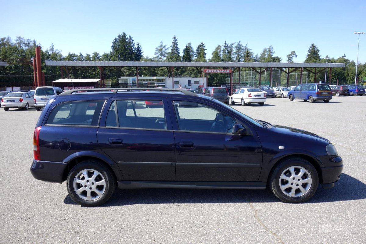 Opel Astra, 2003 - pohled č. 2