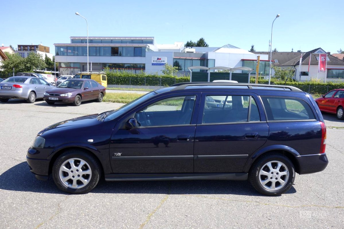 Opel Astra, 2003 - pohled č. 6