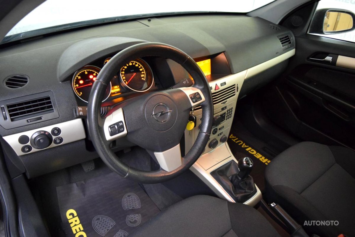 Opel Astra, 2007 - pohled č. 10