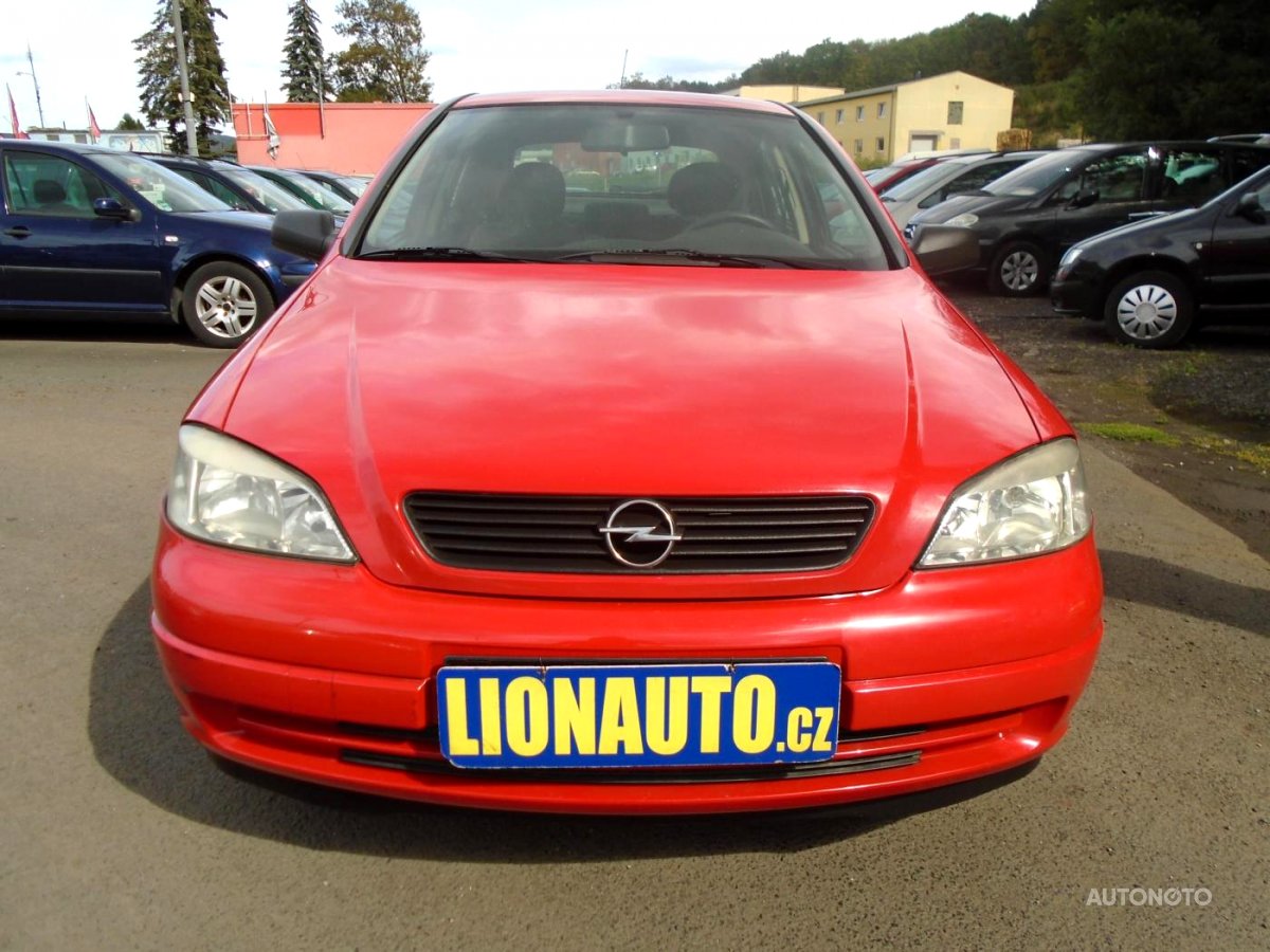 Opel Astra, 2005 - pohled č. 2