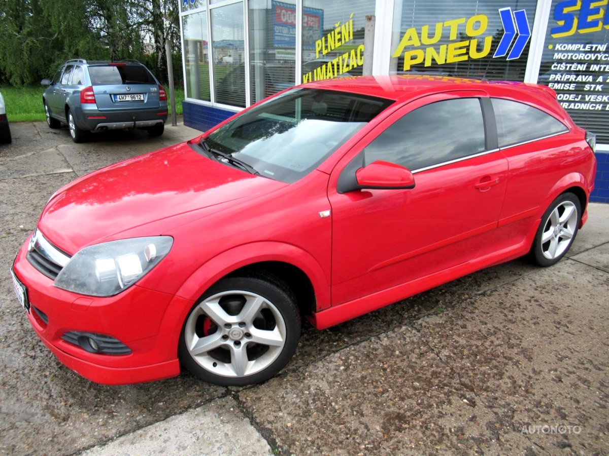 Opel Astra, 2005 - pohled č. 2