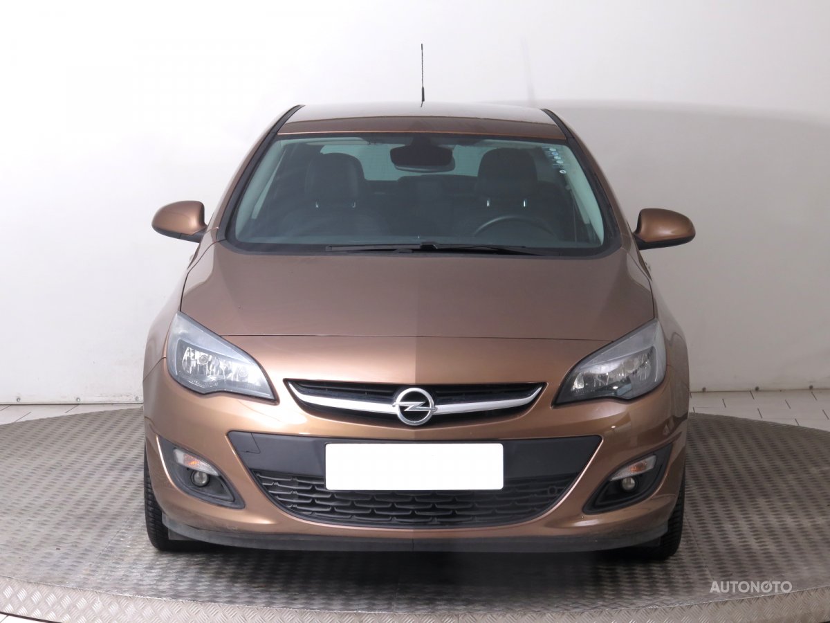 Opel Astra, 2015 - pohled č. 2
