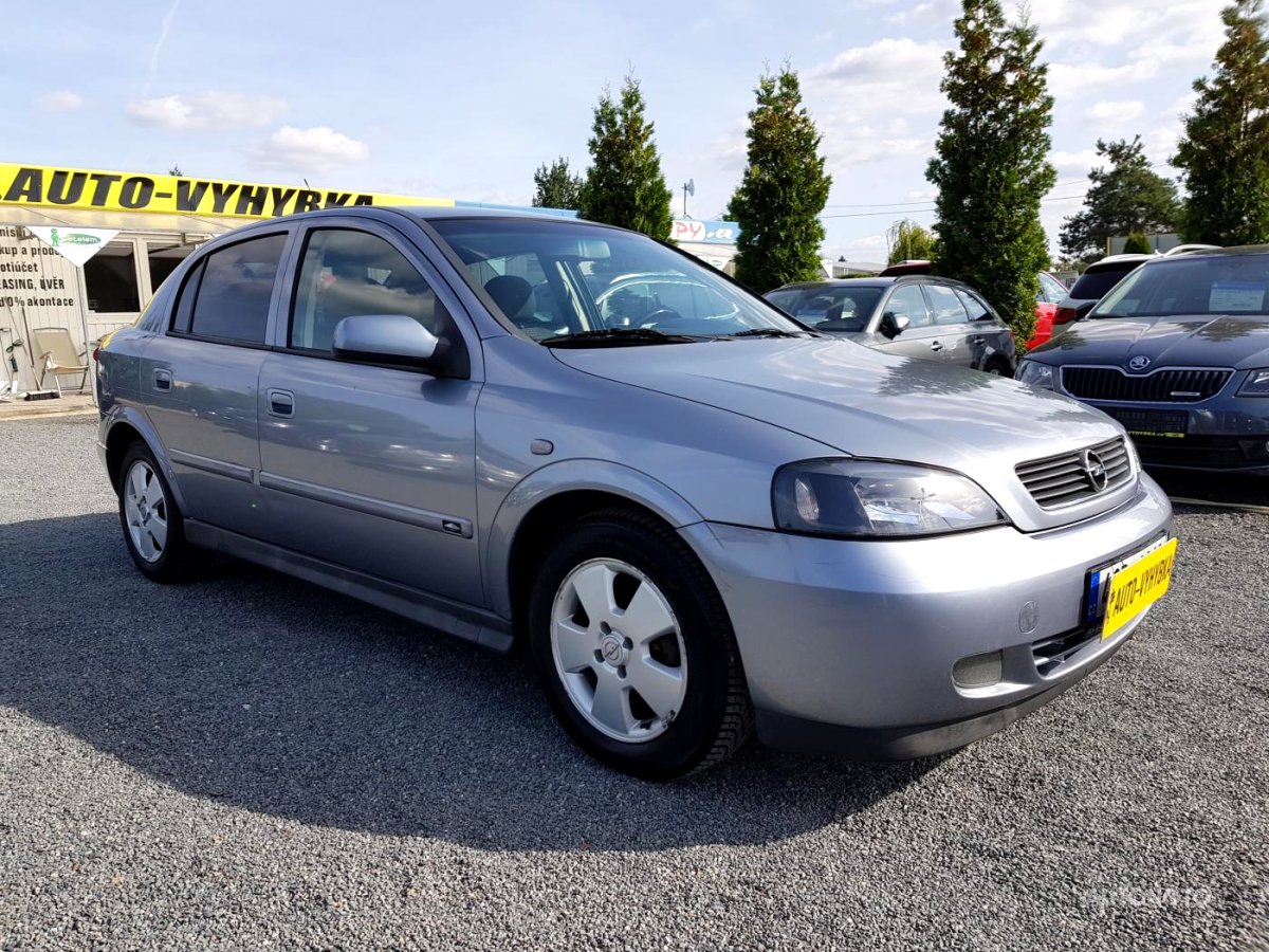 Opel Astra, 2003 - pohled č. 3