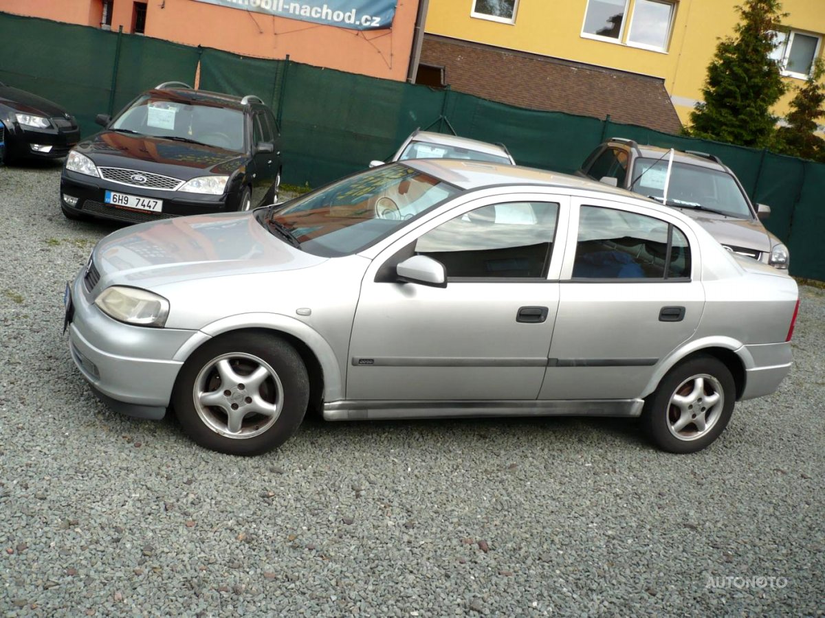 Opel Astra, 2001 - pohled č. 2