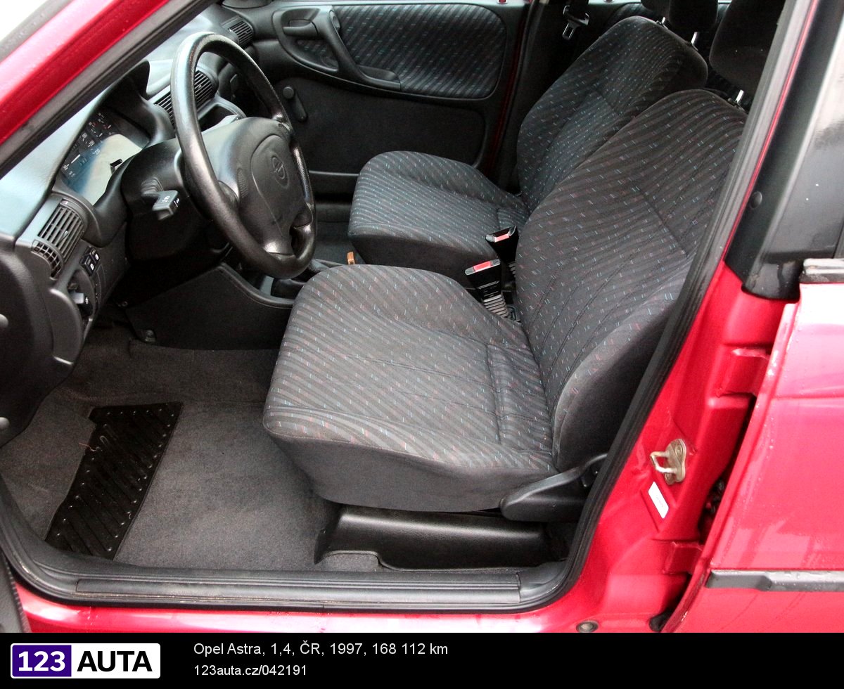 Opel Astra, 1997 - pohled č. 13