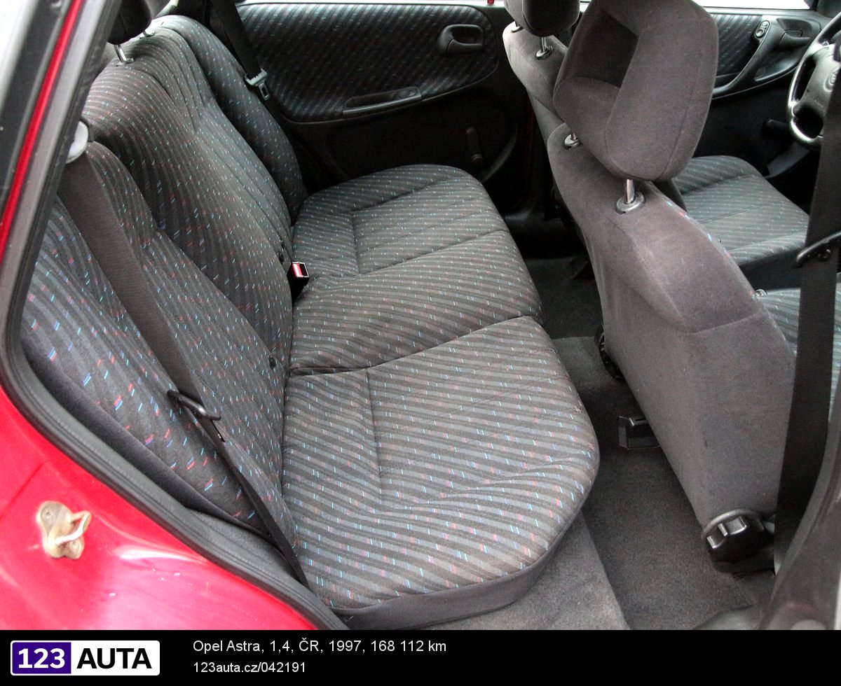 Opel Astra, 1997 - pohled č. 16