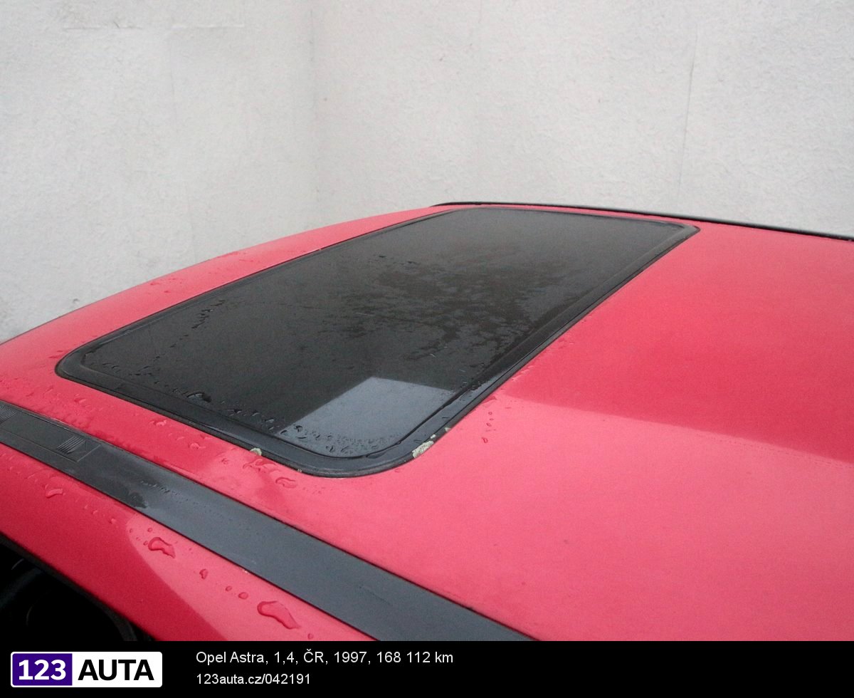 Opel Astra, 1997 - pohled č. 21